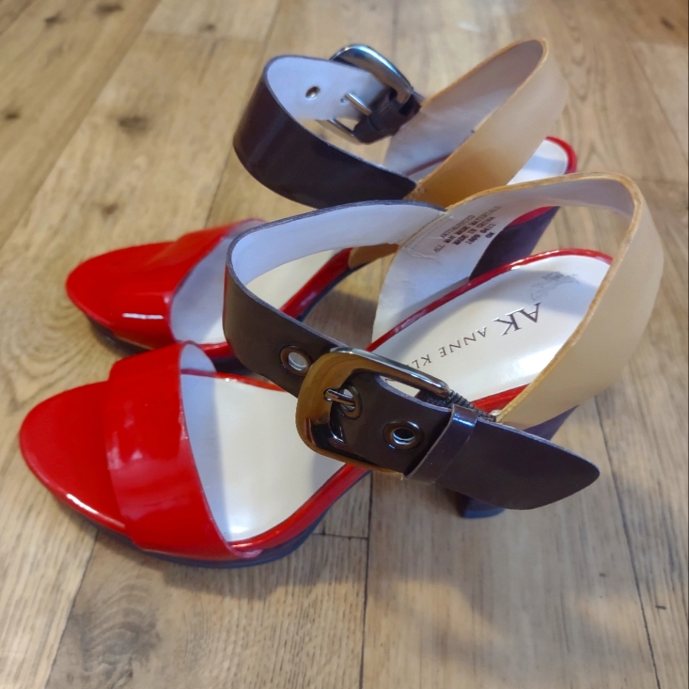 Women's Anne Klein high heels red/brown/goldish tan size 6M